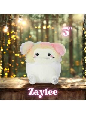 NWOT Squishmallows Zaylee the White Bigfoot 5"